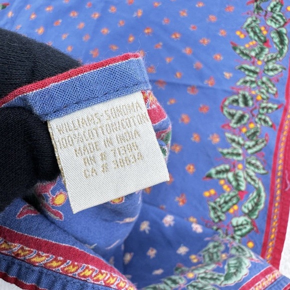 Williams and Sonoma Placemats 19x18.5 Christmas Holidays Vintage Cotton Set Of 4 - Picture 4 of 8